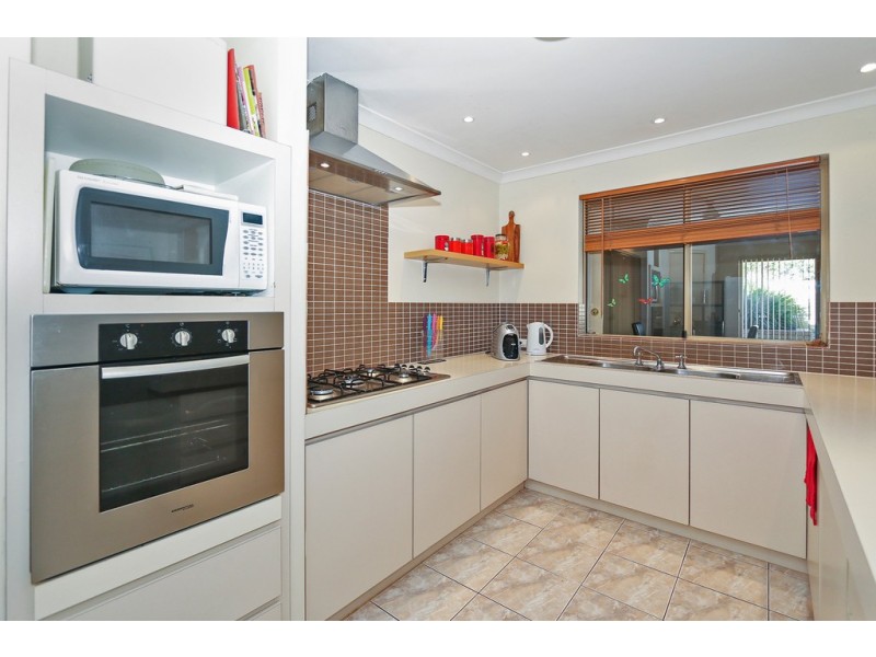 45 Oakleaf Circle, Mirrabooka WA 6061