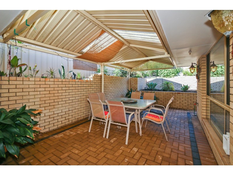 45 Oakleaf Circle, Mirrabooka WA 6061