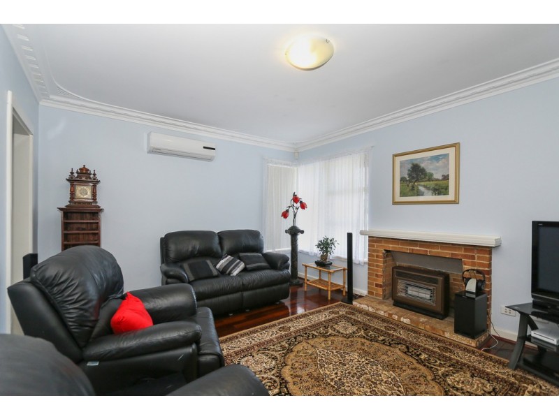 24 Leeds Street, Dianella WA 6059