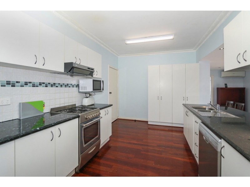 24 Leeds Street, Dianella WA 6059