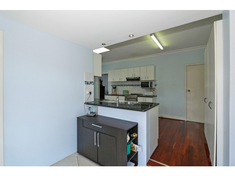 24 Leeds Street, Dianella WA 6059