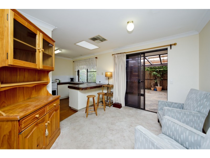 12 Kenton Court, Kingsley WA 6026