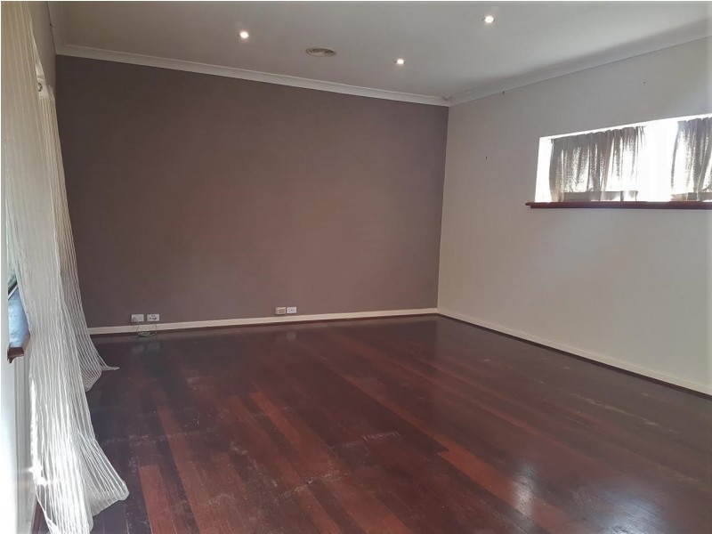 33 Houston Avenue, Dianella WA 6059