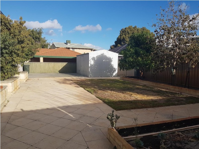 33 Houston Avenue, Dianella WA 6059