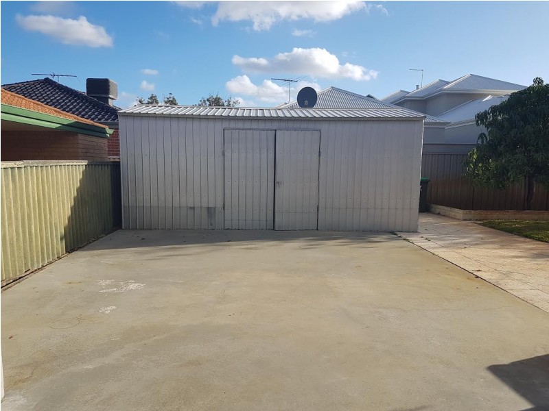 33 Houston Avenue, Dianella WA 6059