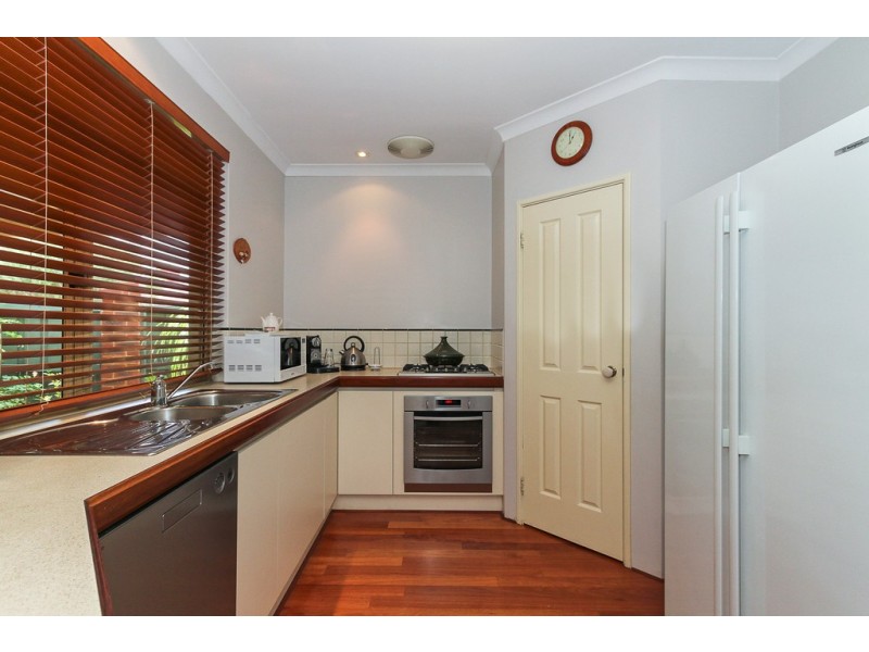 21 Wildflower Cir, Ellenbrook WA 6069