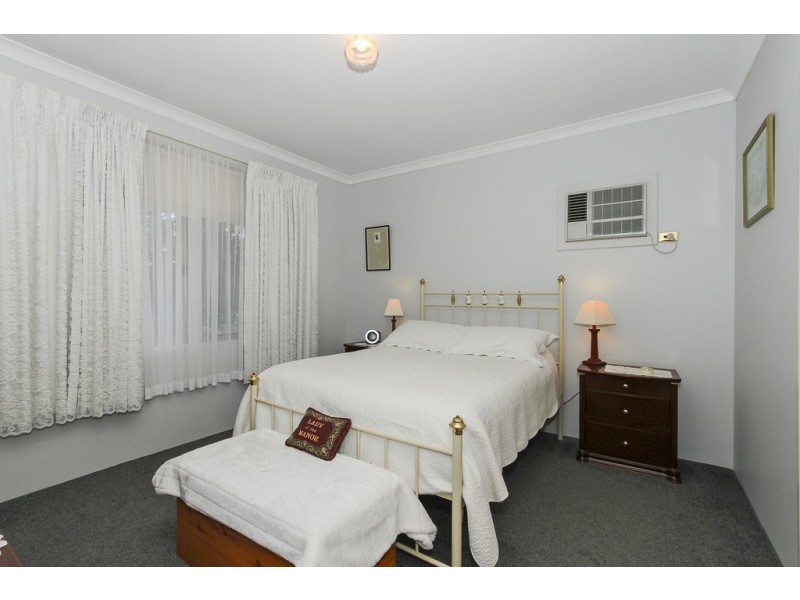 21 Wildflower Cir, Ellenbrook WA 6069
