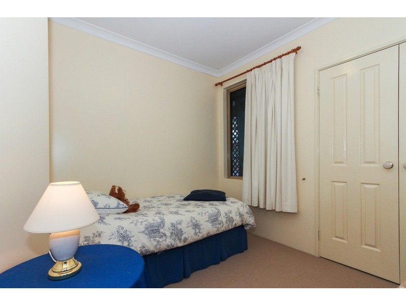 21 Wildflower Cir, Ellenbrook WA 6069