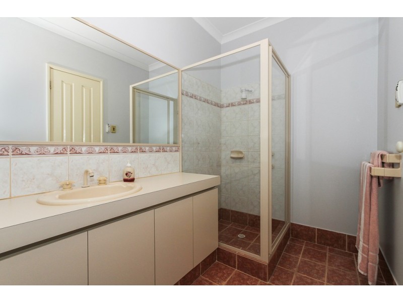 21 Wildflower Cir, Ellenbrook WA 6069