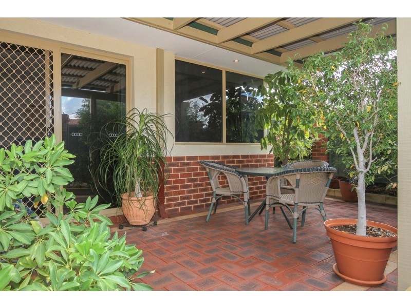 21 Wildflower Cir, Ellenbrook WA 6069