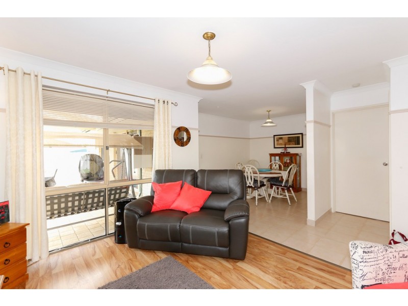 20 River Fig Place, Alexander Heights WA 6064