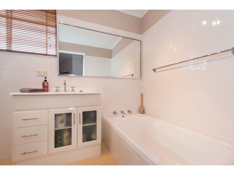 18b Malton Court, Dianella WA 6059