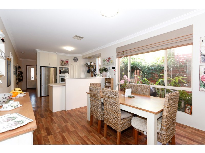 9 Johnson Avenue, Guildford WA 6055