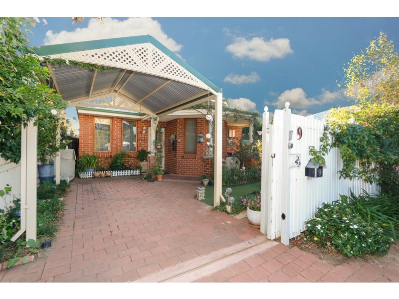 9 Johnson Avenue, Guildford WA 6055