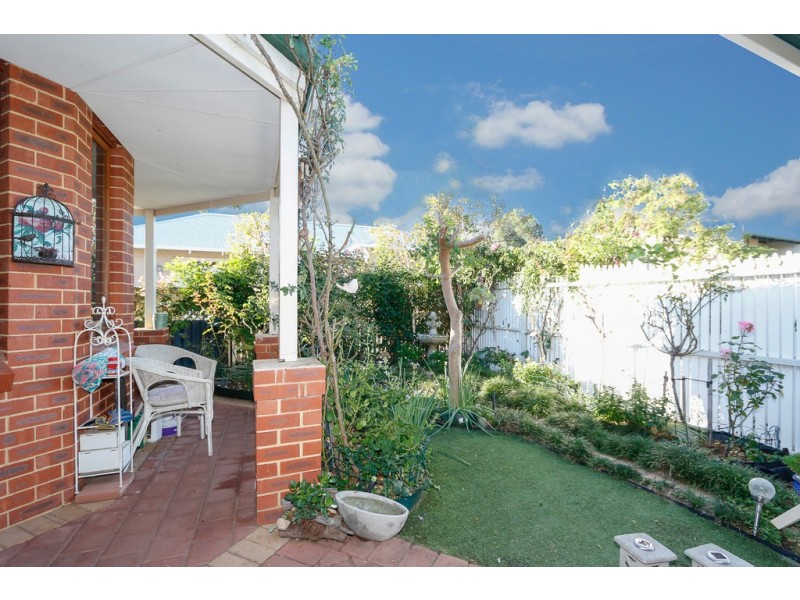 9 Johnson Avenue, Guildford WA 6055