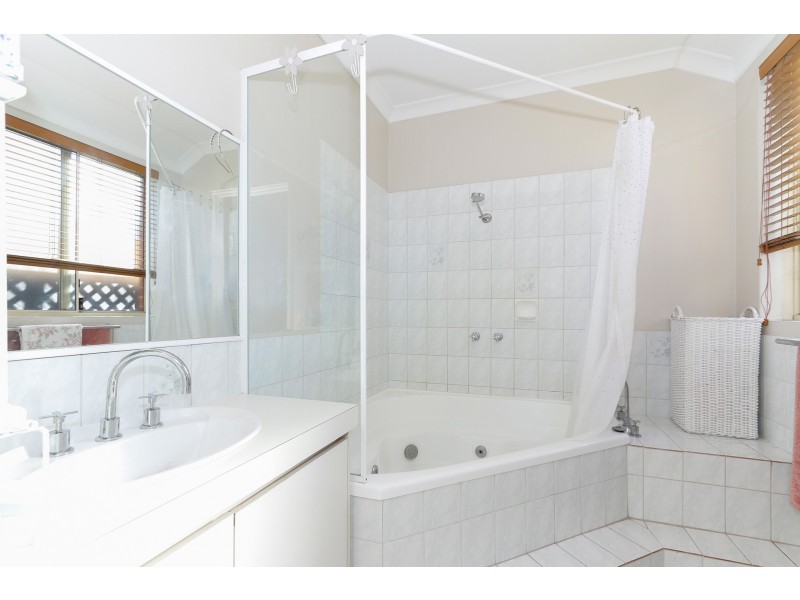 9 Johnson Avenue, Guildford WA 6055