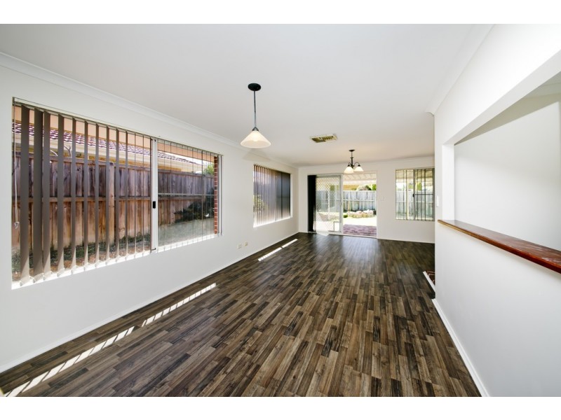 6 Angophora Ave, Ellenbrook WA 6069