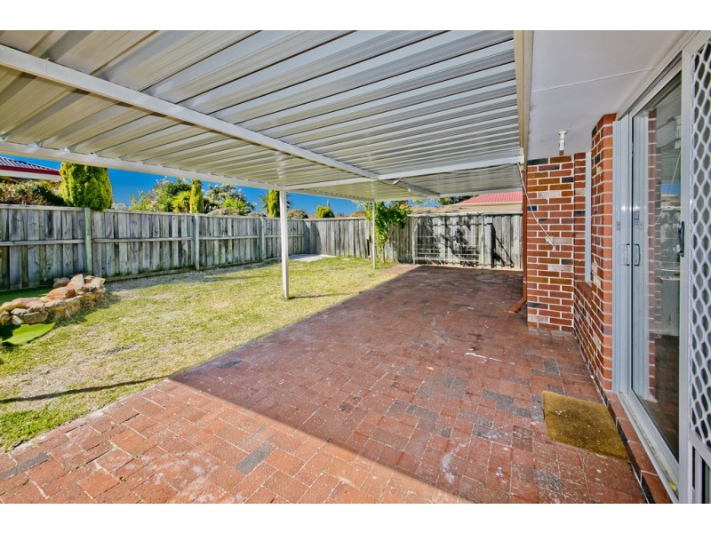 6 Angophora Ave, Ellenbrook WA 6069