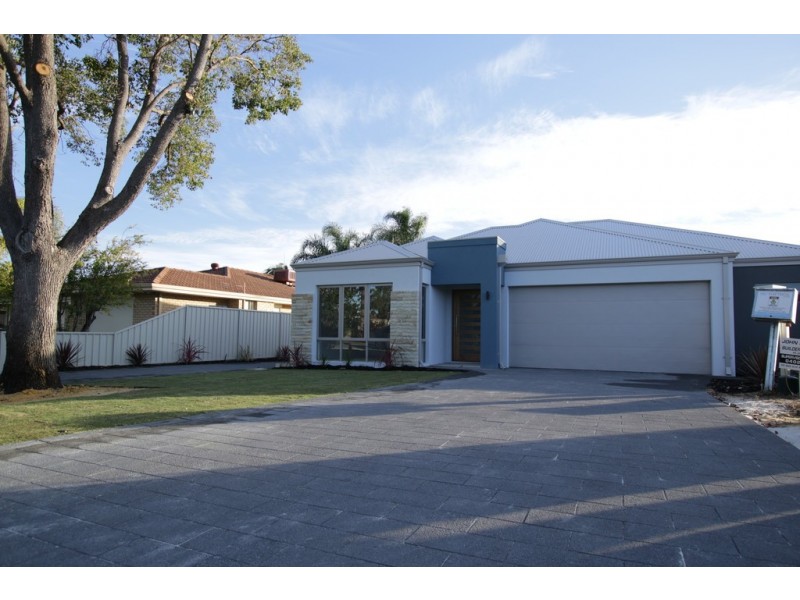 30 Sproxton Way, Embleton WA 6062