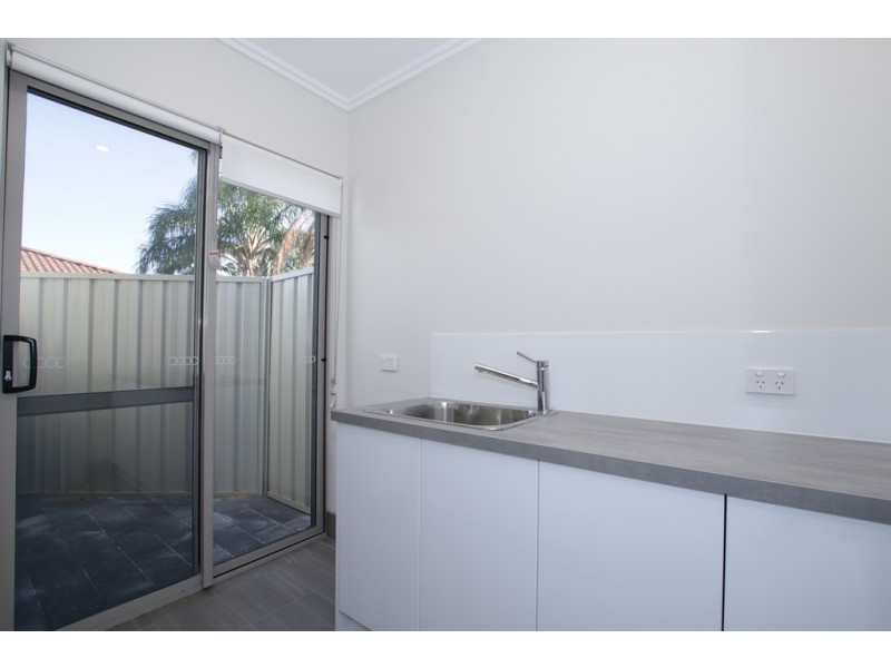 30 Sproxton Way, Embleton WA 6062