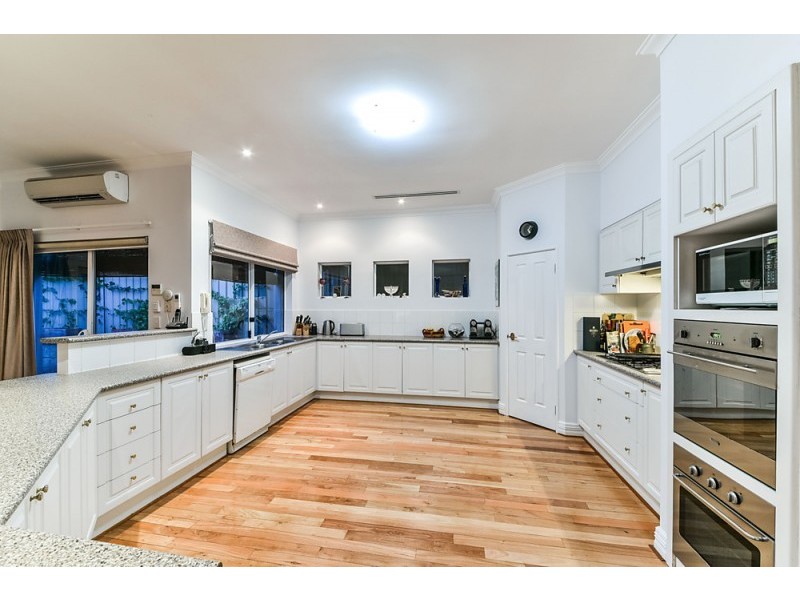 38 Rochester Way, Dianella WA 6059