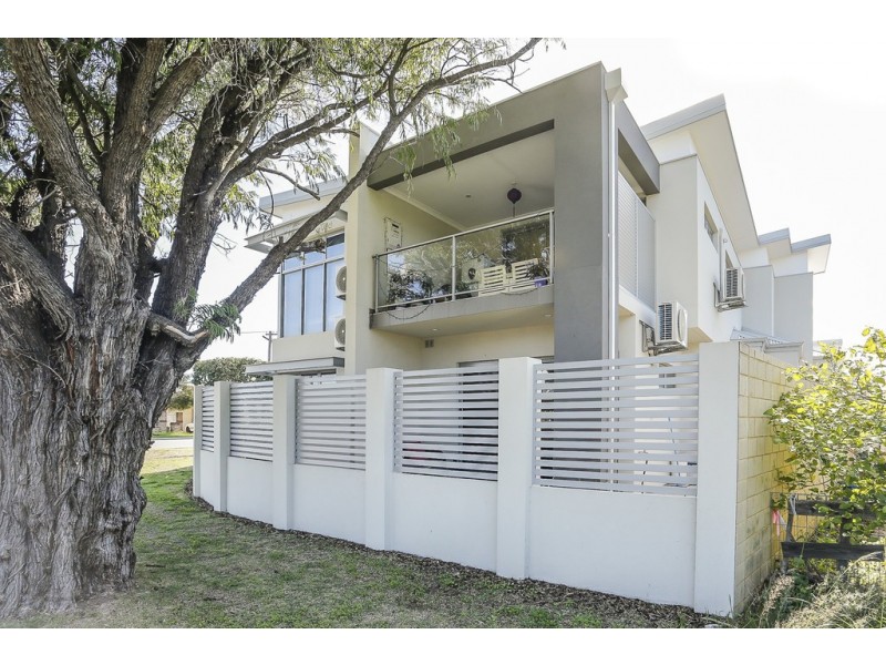 2/2 Vermont Street, Nollamara WA 6061