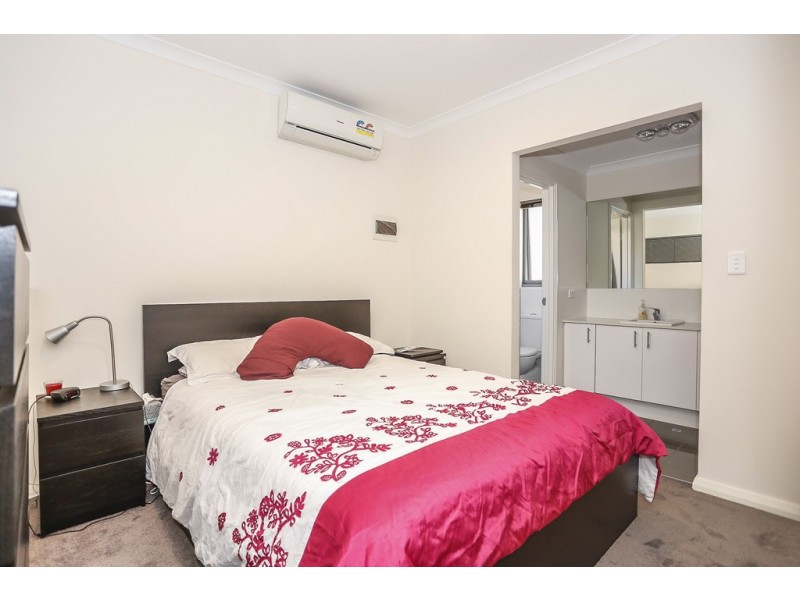 2/2 Vermont Street, Nollamara WA 6061