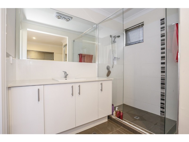 2/2 Vermont Street, Nollamara WA 6061