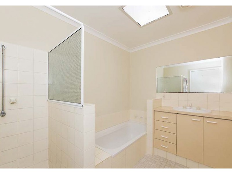 3/6 Fragrant Gardens, Mirrabooka WA 6061