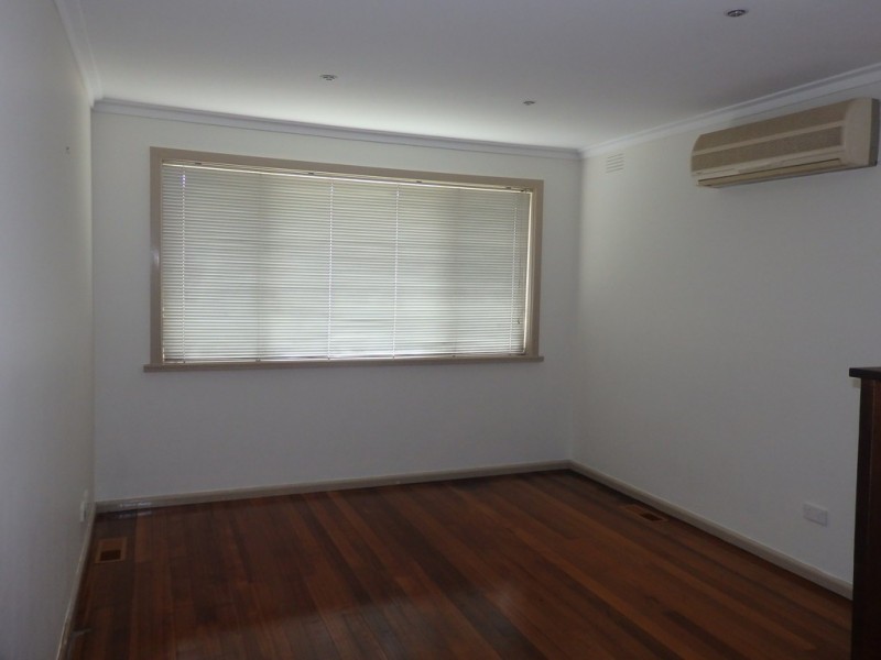 1/61 King George Parade, Dandenong VIC 3175