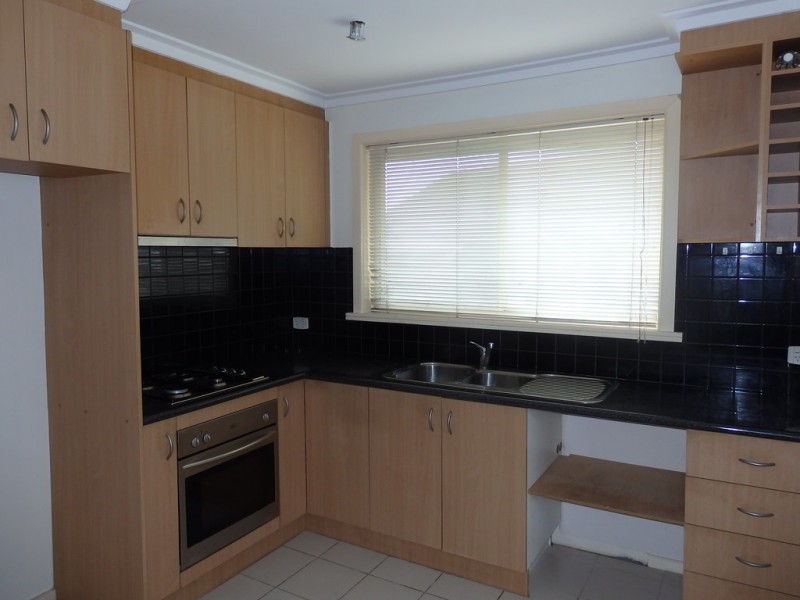 1/61 King George Parade, Dandenong VIC 3175