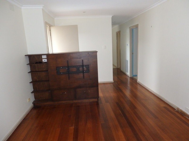 1/61 King George Parade, Dandenong VIC 3175