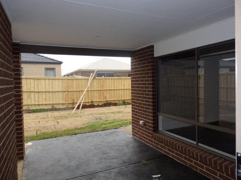 14 LEVERET WAY, Narre Warren South VIC 3805