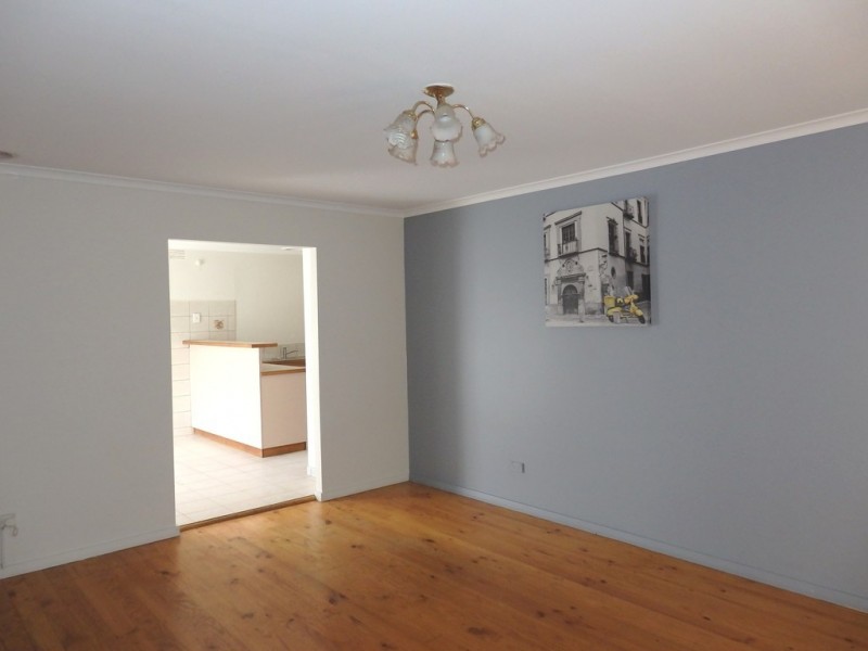 100 FRAWLEY ROAD, Hallam VIC 3803