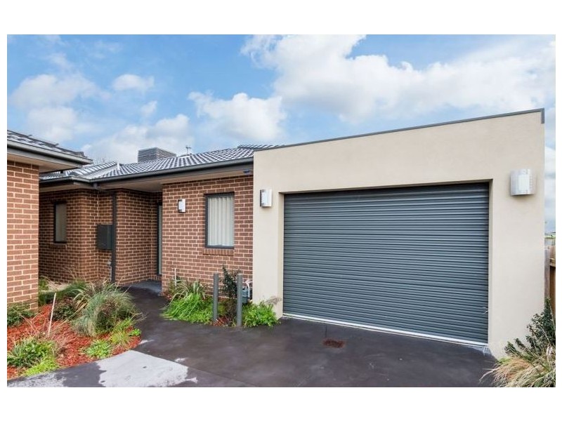 4/26 KAYS AVENUE, Hallam VIC 3803