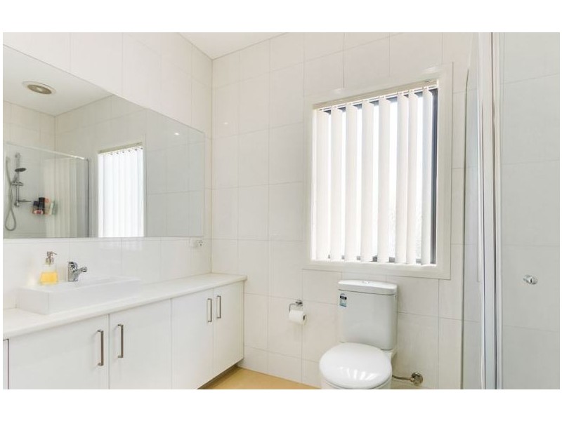 4/26 KAYS AVENUE, Hallam VIC 3803