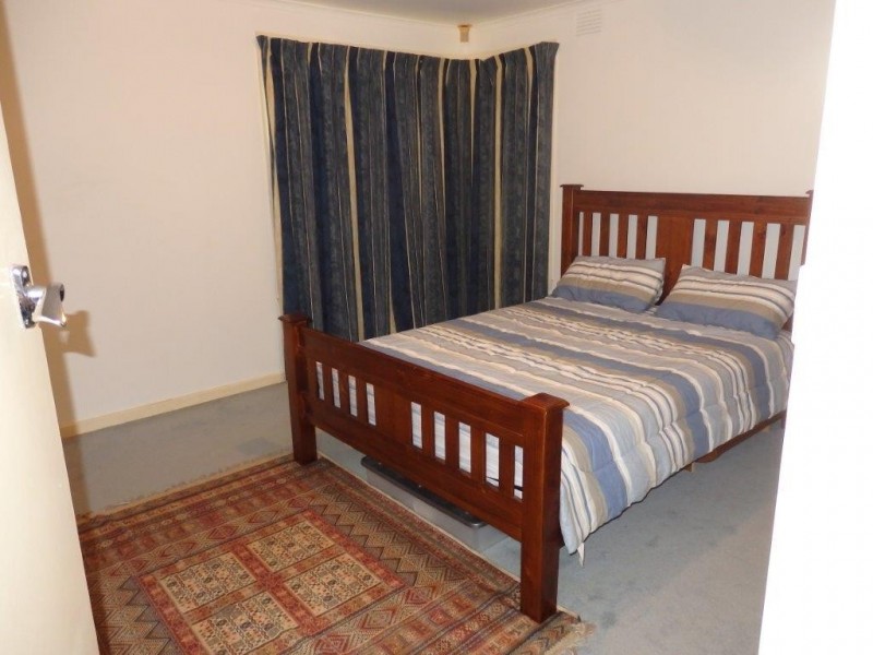 109 NETTLE DRIVE, Hallam VIC 3803