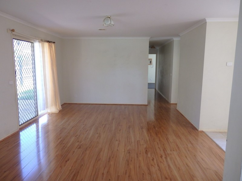 3 Donegal Way, Hampton Park VIC 3976