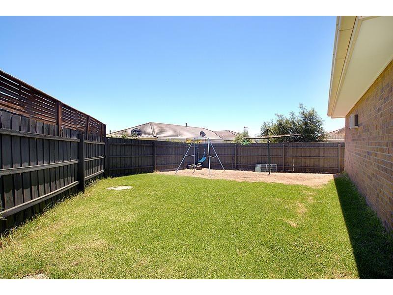 3 Donegal Way, Hampton Park VIC 3976