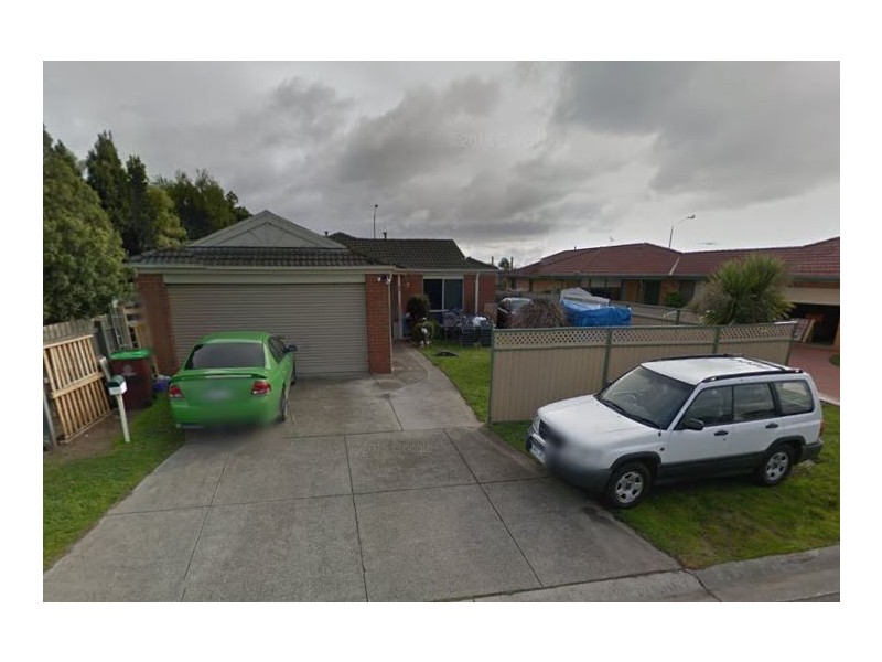 3 GREENMANTLE CLOSE, Cranbourne West VIC 3977