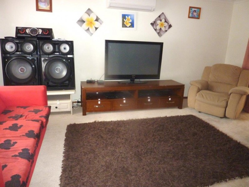 7 GEORGE CHUDLEIGH DRIVE, Hallam VIC 3803