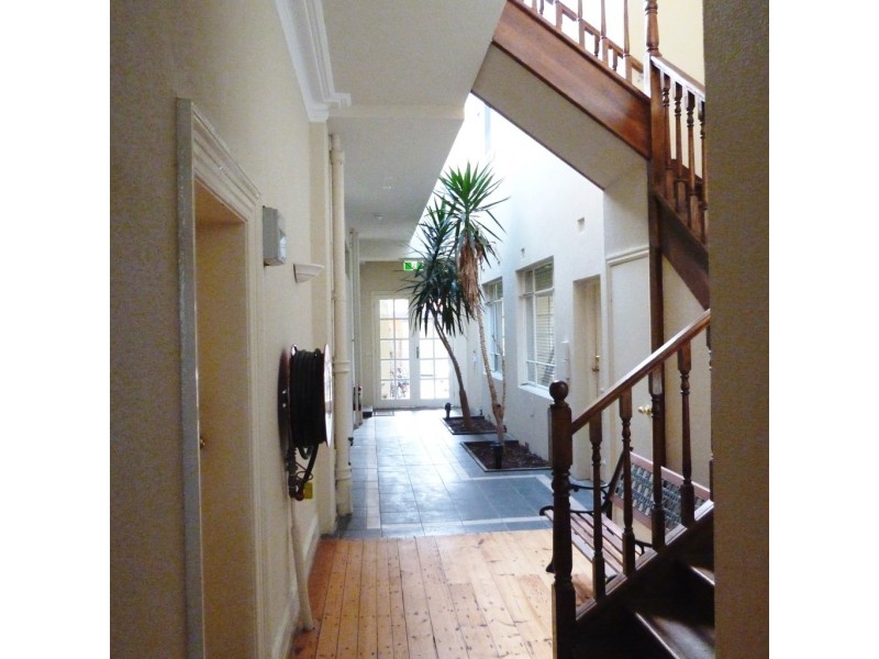 6/40 CHARNWOOD ROAD, St Kilda VIC 3182