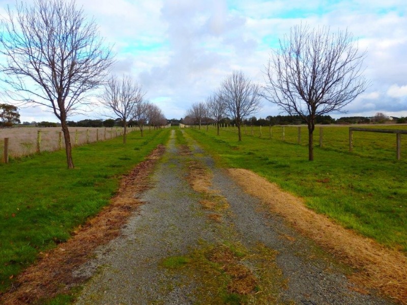 90 BOULD ROAD, Cardinia VIC 3978