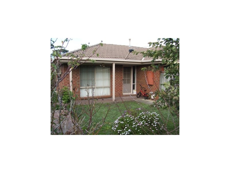 1/8 Mount View Avenue, Hallam VIC 3803