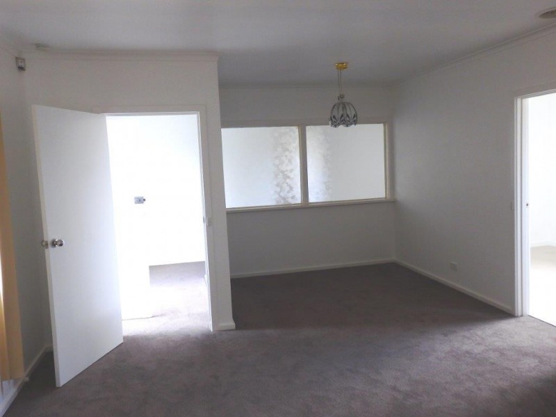 20 CORNWALL STREET, Hallam VIC 3803