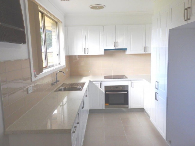 20 CORNWALL STREET, Hallam VIC 3803