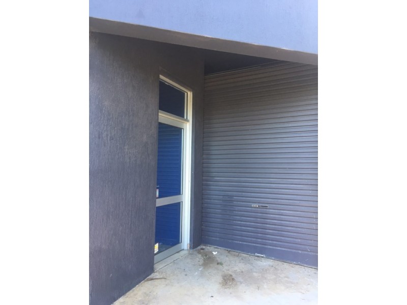 2C SPRING SQUARE, Hallam VIC 3803