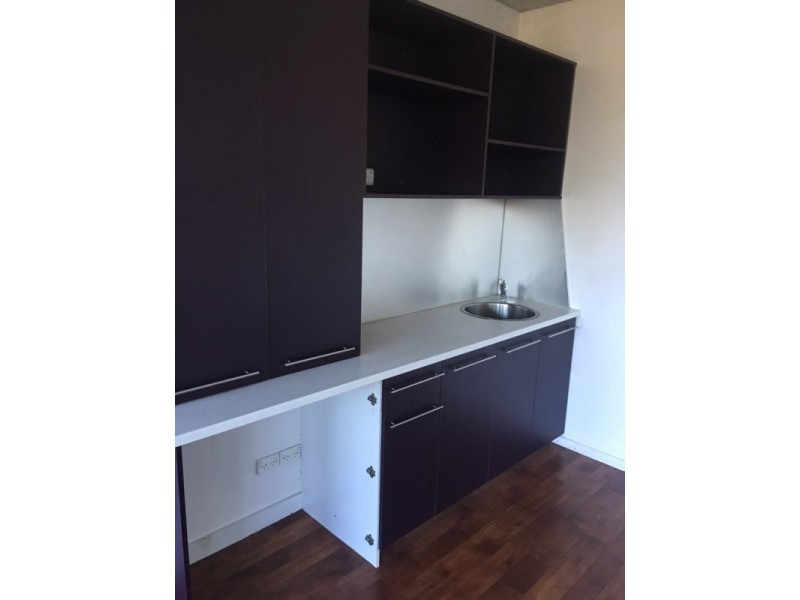 2C SPRING SQUARE, Hallam VIC 3803
