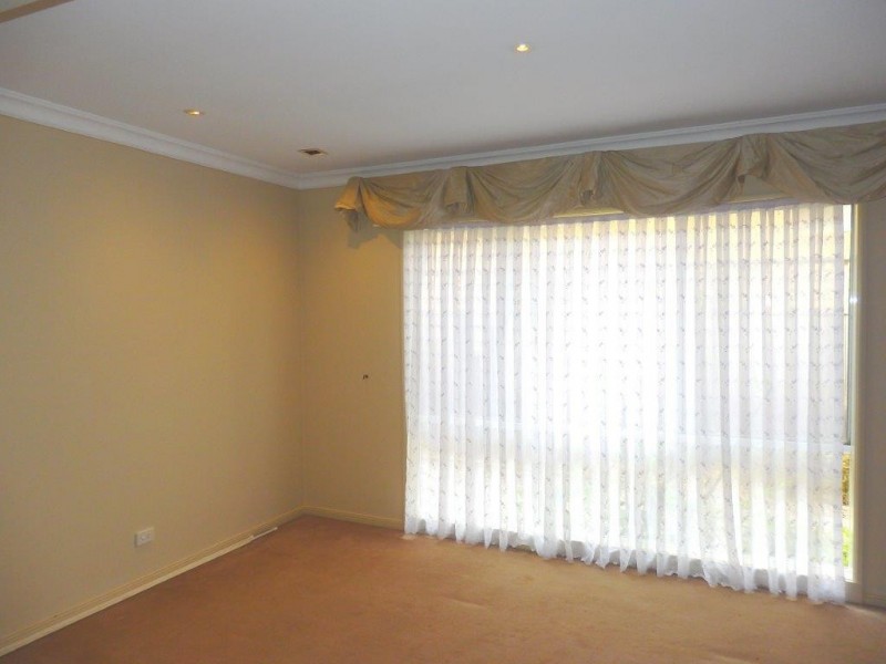 260 PRINCES HIGHWAY, Hallam VIC 3803