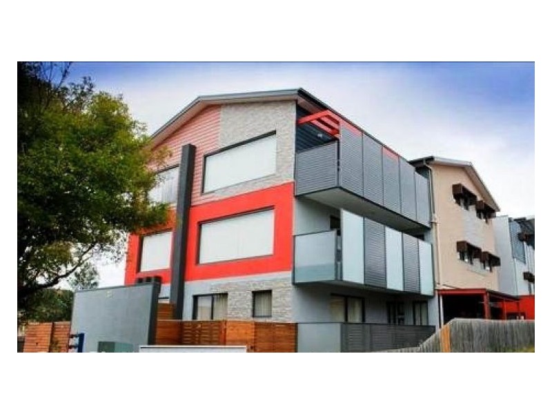 8/23 Edith Street, Dandenong VIC 3175